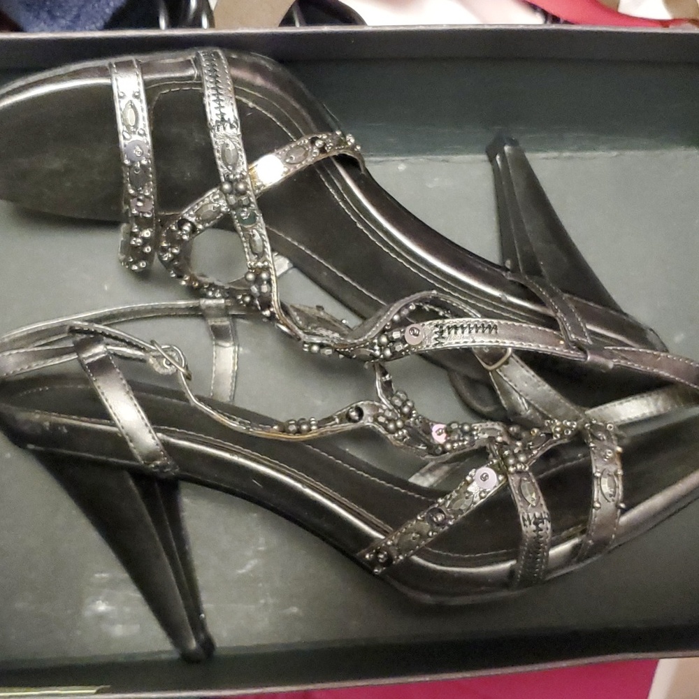 Kenneth Cole Reaction Heels